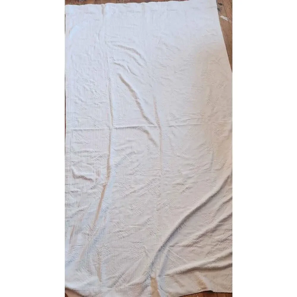 ANTHROPOLOGIE BEIGE CURTIN SINGLE